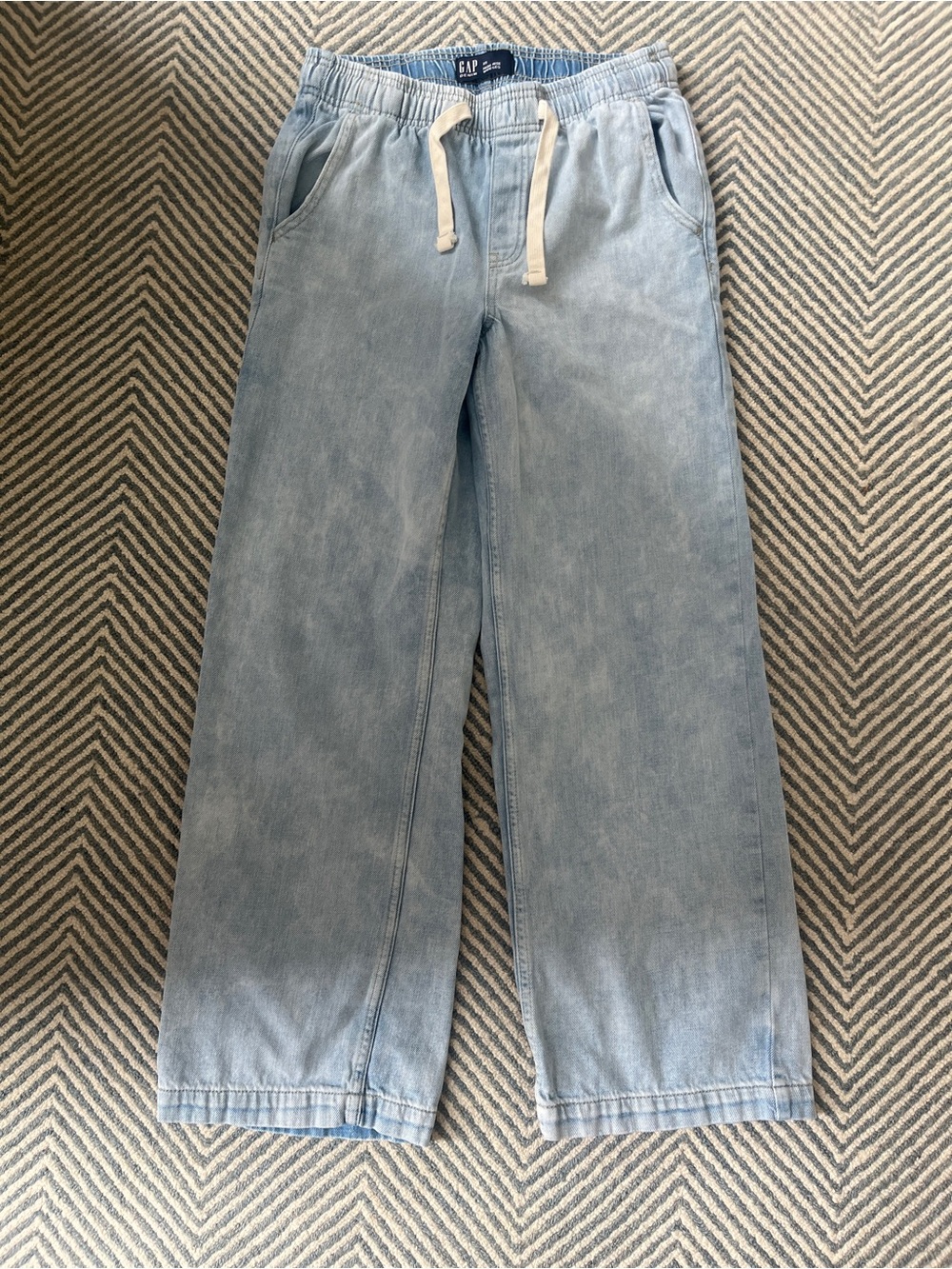 Gap pull on Jeans